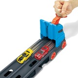 Hot Wheels 2-in-1 Rennbahn-Transporter mit 3 Fahrzeugen im Maßstab 1:64, Spielfahrzeug blau/orange