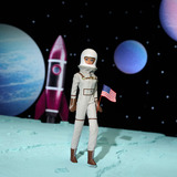 Mattel Barbie Signature Miss Astronaut Sammelpuppe mit silberfarbenem Anzug, Raumstiefeln und Helm-Zubehörteil