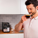 Cecotec Cremmaet Compactccino Connected Black Rose, Vollautomat schwarz/roségold, 1350 Watt, Wi-Fi