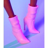 Mattel Barbie Signature Looks 21 mit schwarzen Haaren und pinkem Kleid, Puppe 