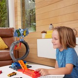 Hot Wheels City Angriff der Fledermaus Spielset mit Spielzeugauto im Maßstab 1:64, Rennbahn 