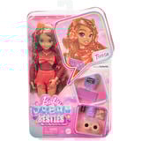 Mattel Barbie Dream Besties Teresa Modepuppe mit Zubehör zum Thema Videospiele 10-teilig