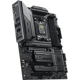 MSI MAG X870E TOMAHAWK MAX WIFI, Mainboard weiß