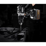 DEWALT Akku-Kombopack DCK200MM2T, 18Volt, im McLaren Design, Werkzeug-Set schwarz/gelb, 2x Li-Ion XR Akku 4Ah, in T STAK Box II, Akku-Schlagbohrschrauber + Akku-Schlagschrauber