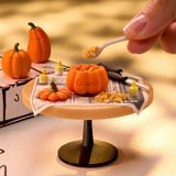 MGA Entertainment MGA's Miniverse - Make It Mini Halloween 2025 Beetlejuice Mini Collectibles, Basteln sortierter Artikel
