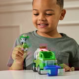 Spin Master Paw Patrol Fire Rescue - Rockys Tanklaster, Spielfahrzeug mit Greiferklaue und Behälter sowie Rocky Hundefigur