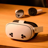 Meta Quest 3S 128 GB Generalüberholt, VR-Brille weiß/schwarz, All-in-One-Gamingsystem