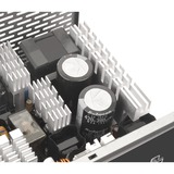 Thermaltake Toughpower PF3 750W, PC-Netzteil schwarz, 1x 12-Pin High Power GPU, 5x PCIe, Kabel-Management, 750 Watt