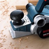 Bosch Professional Hobel GHO 40-82 C Professional, Elektrohobel blau/schwarz, Handwerkerkoffer, 850 Watt