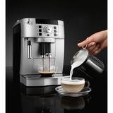 DeLonghi Magnifica S ECAM 22.110.SB, Vollautomat silber/schwarz